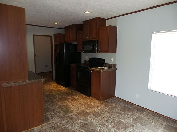 4th image of 152 River Shadows Dr