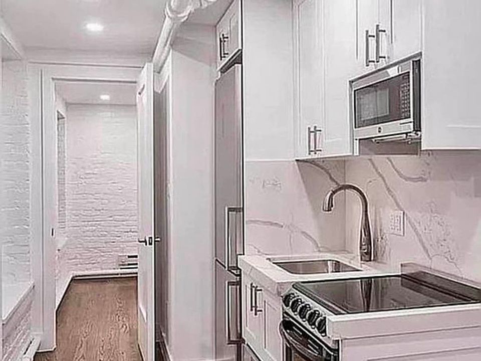 1st image of 61 E 7th St #B1