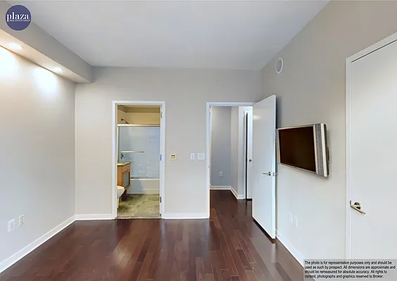 Rented by Plaza Real Estate Group | media 33