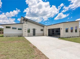 2019 American Dr, Lago Vista, TX 78645