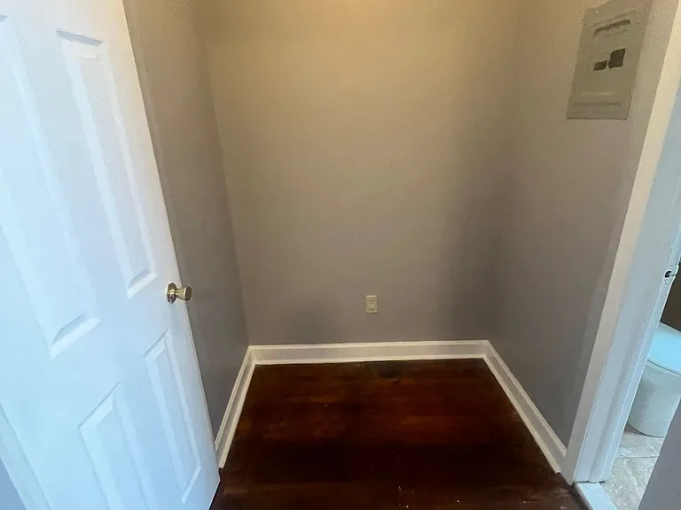 321 Sanford Ave #2C — Photo 3