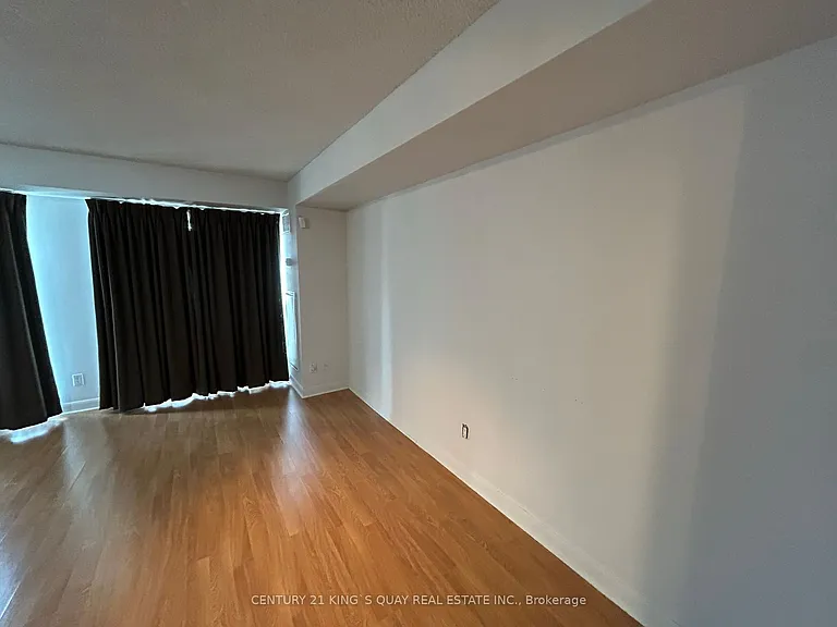 200 Victoria St #1002 — Photo 5