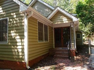 105 Thrush Dr, Roswell, GA 30075