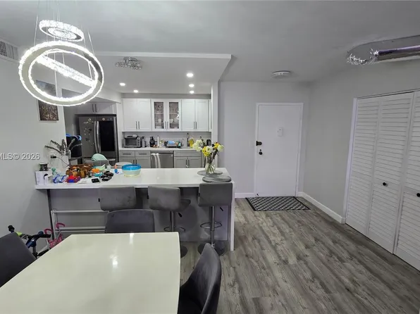 2500 Parkview Dr APT 2312, Hallandale Beach, FL 33009