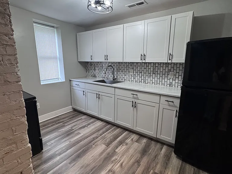 828 Silver Ave — Photo 27