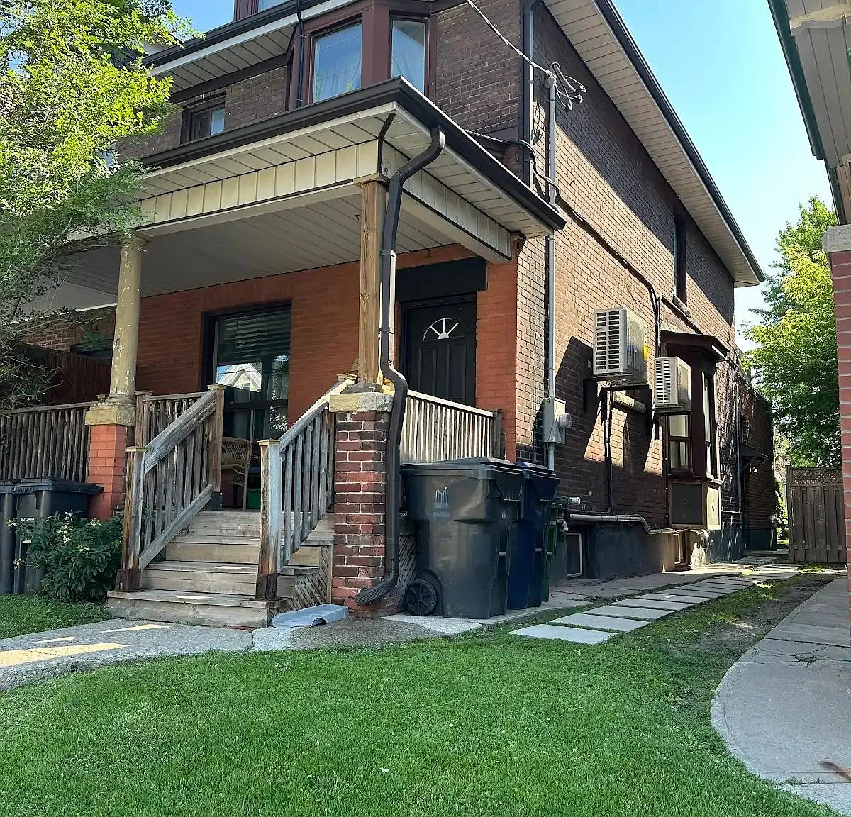 3 bed, $2,950 — Photo 2