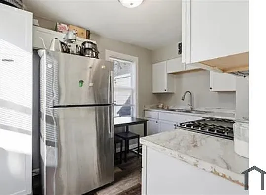 3448 Hillside Ave — Photo 3