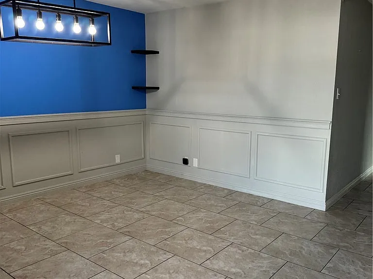 608 Greenhurst Rd — Photo 17