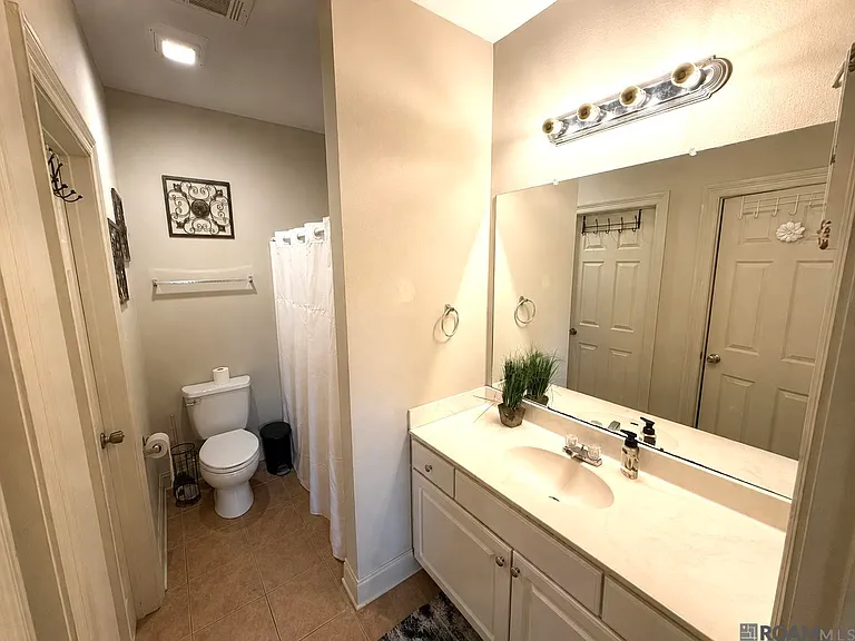7300 Burbank Dr #45 — Photo 11