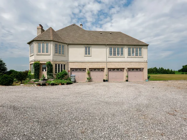 3480 Cuddy Dr, Adelaide Metcalfe, ON N7G 3H6