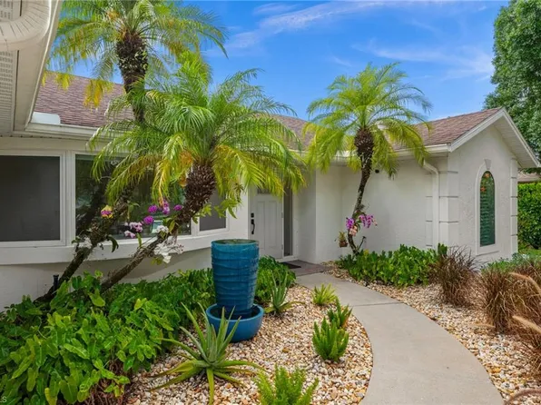 2476 River Reach DR, NAPLES, FL 34104