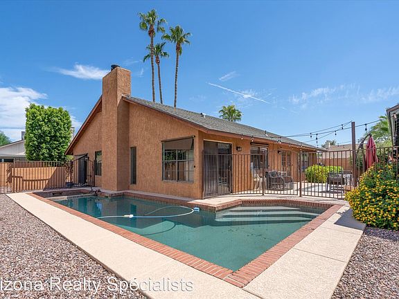 4th image of 2142 S Las Palmas Cir