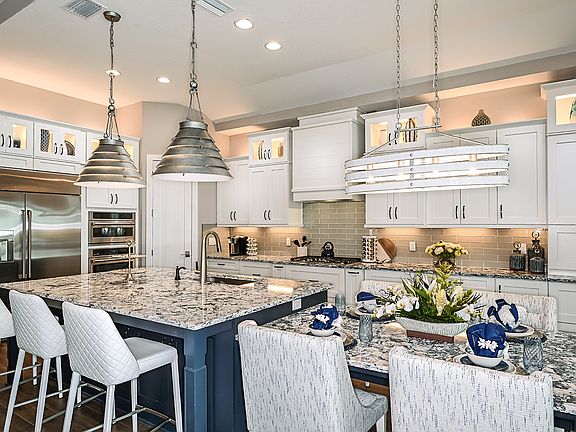 Gourmet Kitchen - Biscayne II at Star Farms