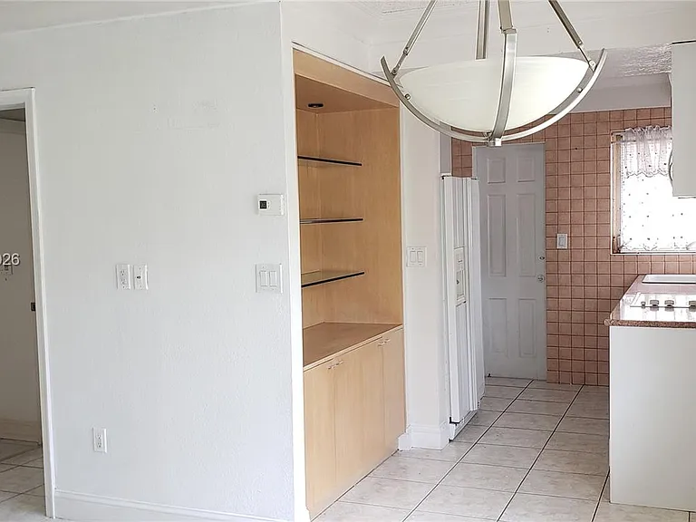 2114 Biarritz Dr #2 — Photo 18