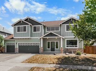 809 Williams St NW, Orting, WA 98360