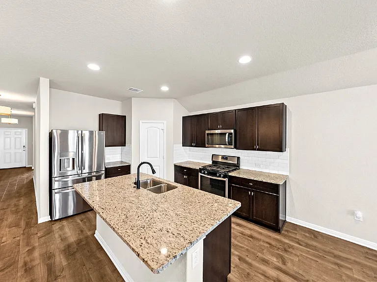 277 Orion Dr — Photo 9