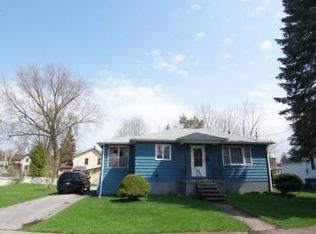 329 Bennett St, Oneida, NY 13421