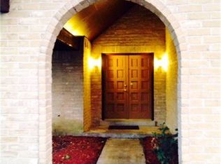 10206 Inwood Shadows St, Houston, TX 77088