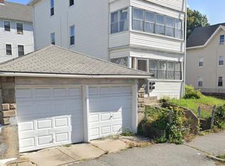 69 Ward St APT 3, Worcester, MA 01610