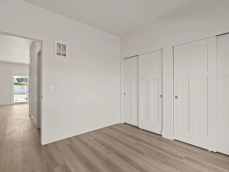 Fairways Apartments — Photo 35