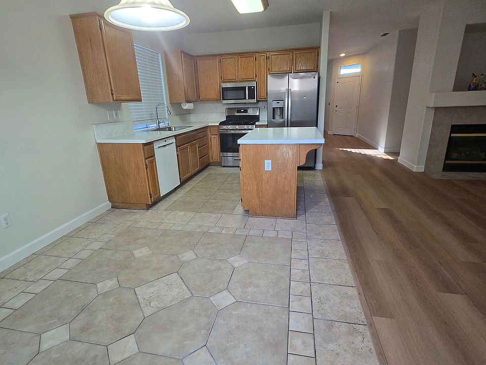1st image of 2826 Floradale Way