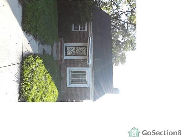 1st image of 19398 Revere St