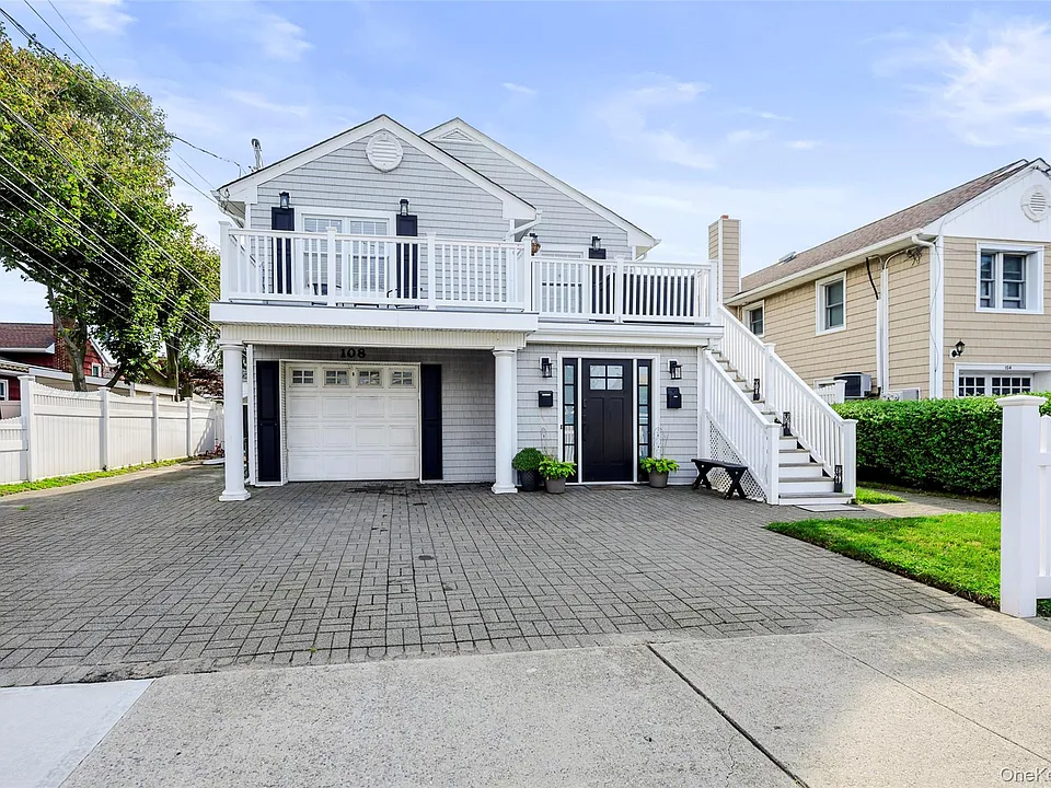 108 Neptune Blvd #UPPER