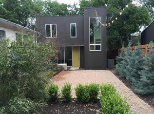 1402 Hillmont St #B, Austin, TX 78704