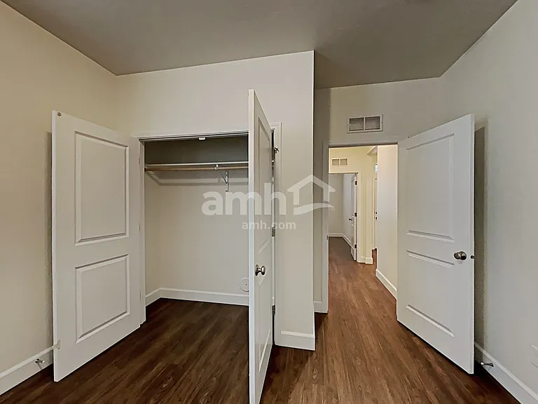 161 E Sicily Dr — Photo 12
