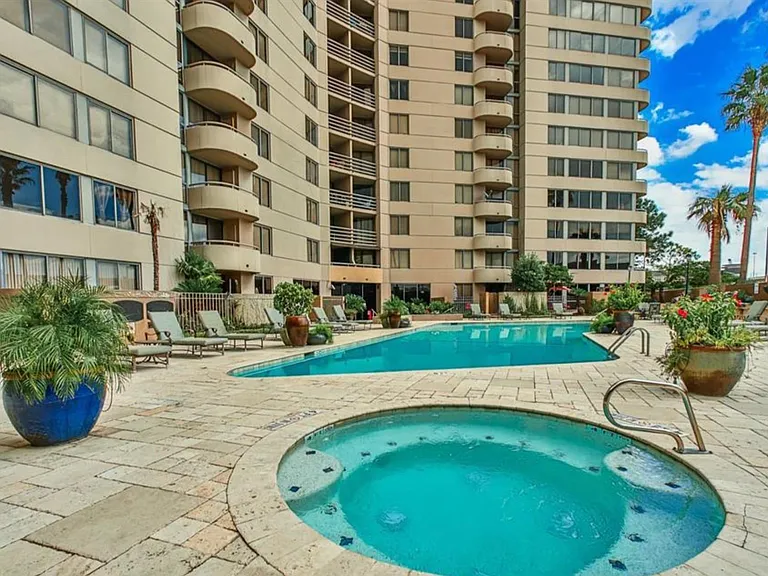 3525 Sage Rd #201 — Photo 3