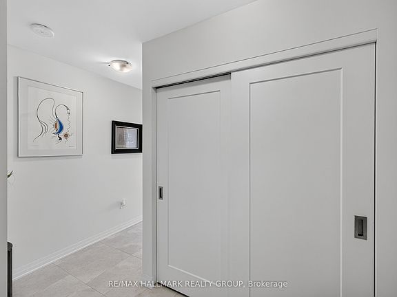 4th image of 805 Carling Ave #2404