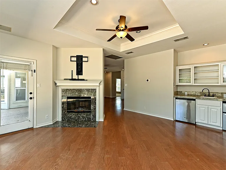 104 Acapulco Ct — Photo 22