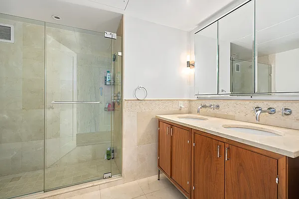 Rented by Corcoran | media 14