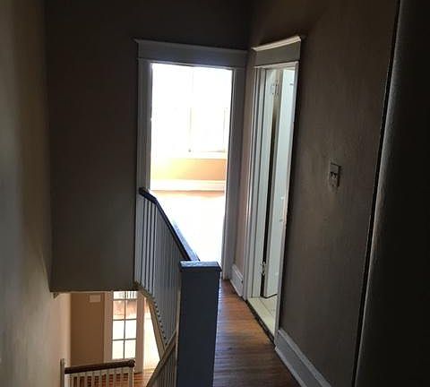 4th image of 5431 W Montgomery Ave