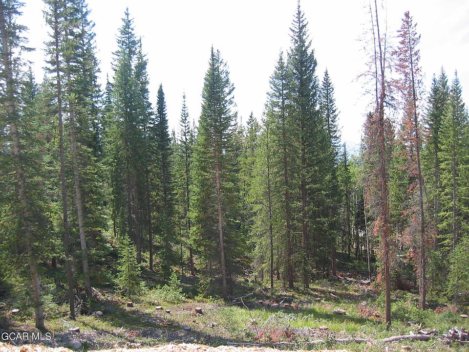 2nd image of 1545 Pioneer Trail