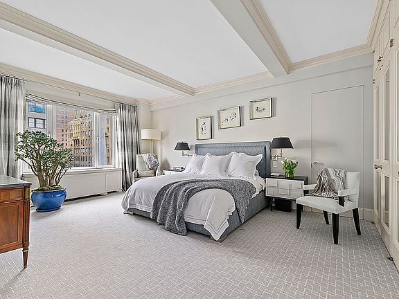 3rd image of 1095 Park Ave #11D