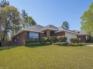 28396 Chateau Dr, Daphne, AL 36526