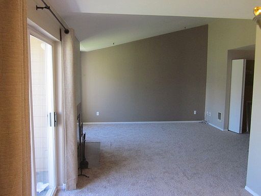 3rd image of 12411 109th Ct NE #F301