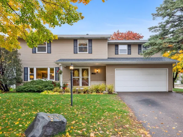 195 Valleyside Dr, Saint Paul, MN 55119