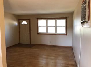 1110 Spruce Hills Dr, Bettendorf, IA 52722