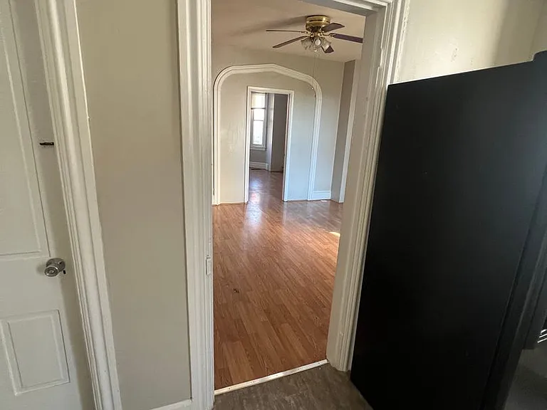 423 N Hanover Street — Photo 14