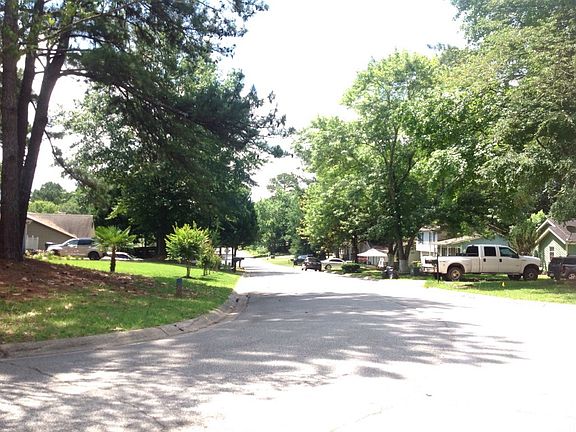 4th image of 892 Brandlwood Way