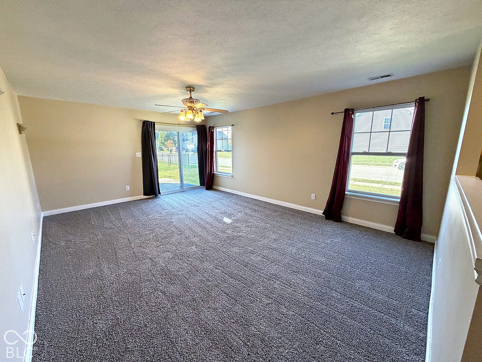 3 bed, 1492 sqft, $1,700 — Photo 2