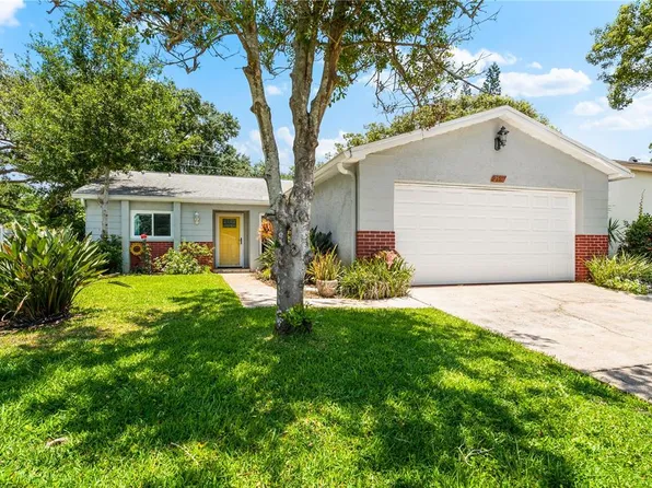 2556 Elderberry Dr, Clearwater, FL 33761