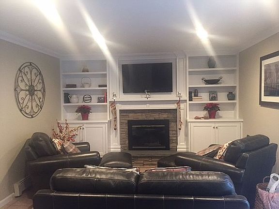 3rd image of 54 Glenmere Ln