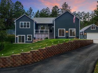 879 Cottonwood Ln, Larkspur, CO 80118