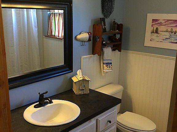 Guest bathroom
