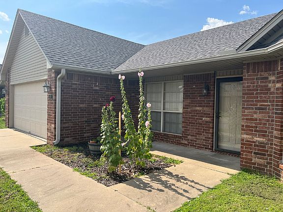 2nd image of 8105 Huntington Way