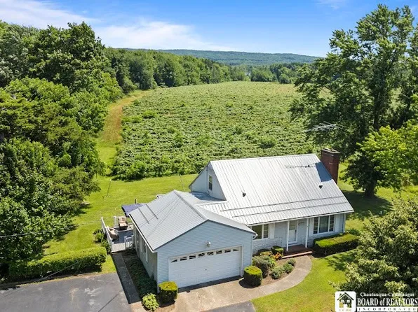 5005 W Main Rd, Fredonia, NY 14063