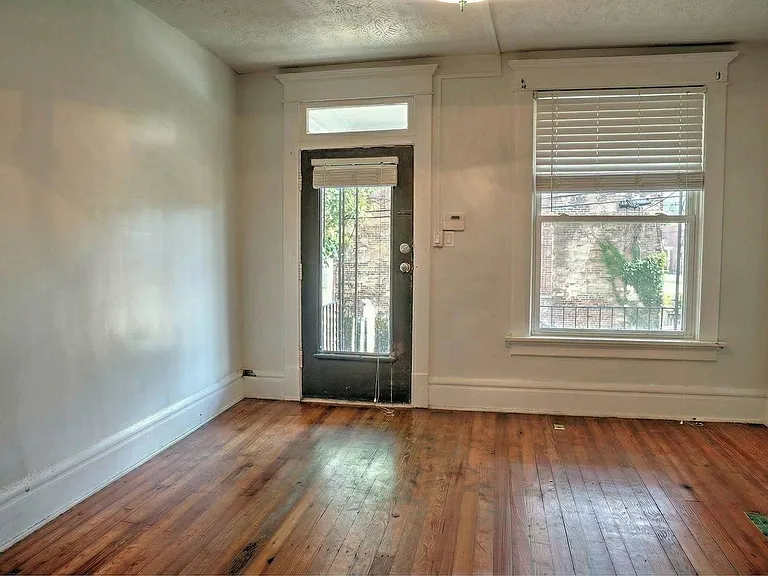 72 Euclid Ave — Photo 4